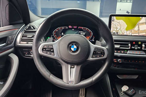 2024 BMW X4 с пробегом 16 872 км