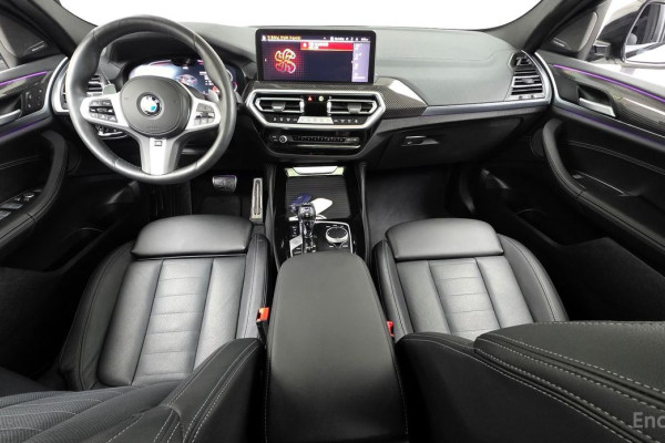 2025 BMW X4 с пробегом 9 698 км