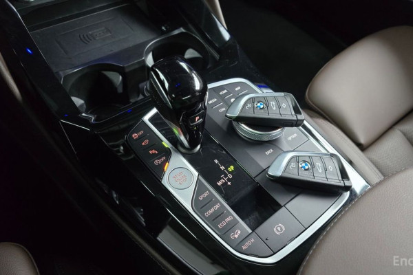 2024 BMW X4 с пробегом 11 484 км