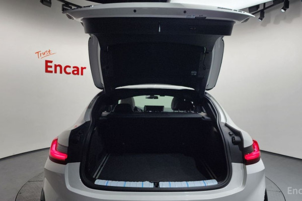 2023 BMW X4 с пробегом 71 718 км