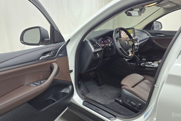 2024 BMW X4 с пробегом 11 484 км