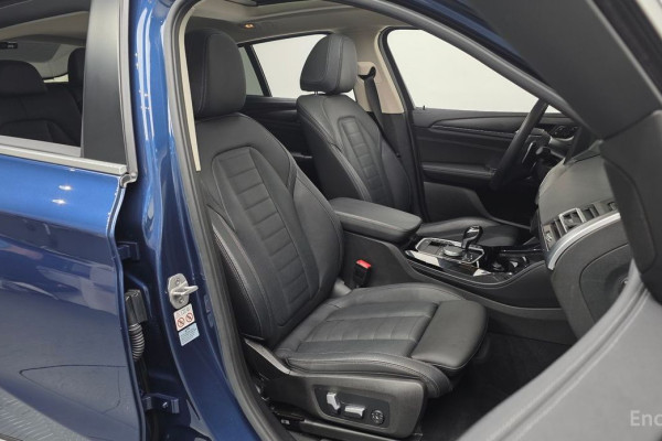 2023 BMW X4 с пробегом 20 020 км