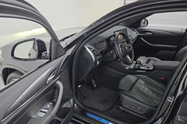 2025 BMW X4 с пробегом 25 569 км