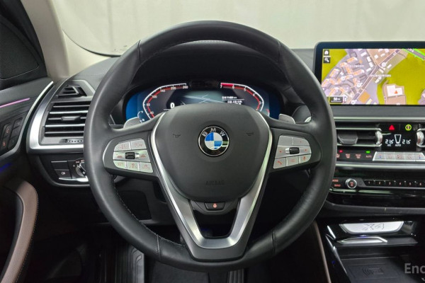 2024 BMW X4 с пробегом 11 484 км
