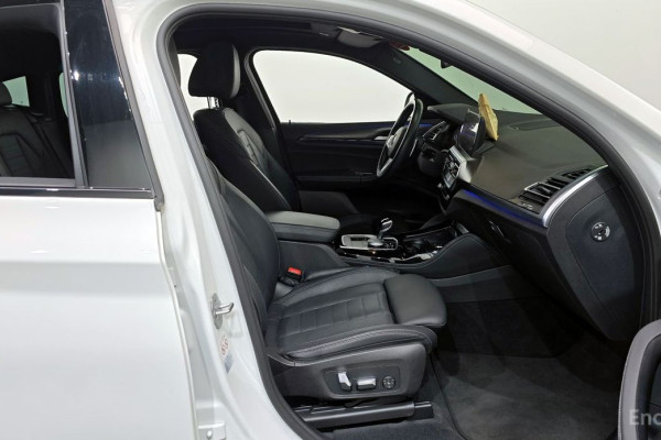 2023 BMW X4 с пробегом 35 239 км