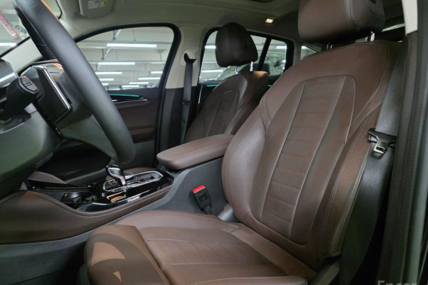 2023 BMW X4 с пробегом 34 072 км