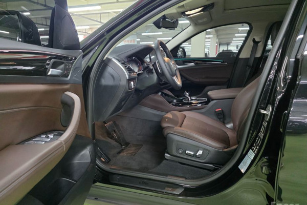 2023 BMW X4 с пробегом 34 072 км