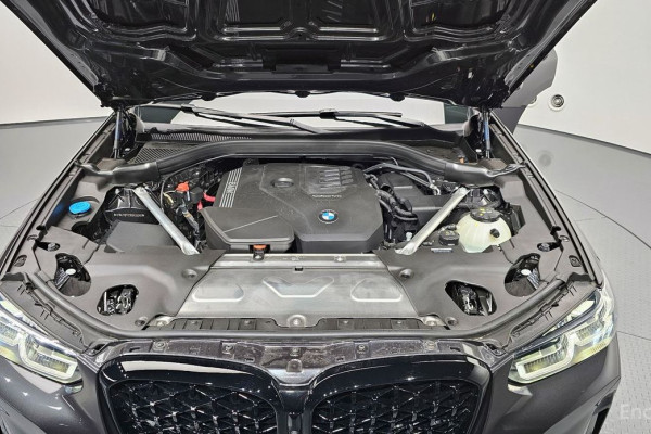 2024 BMW X4 с пробегом 13 528 км