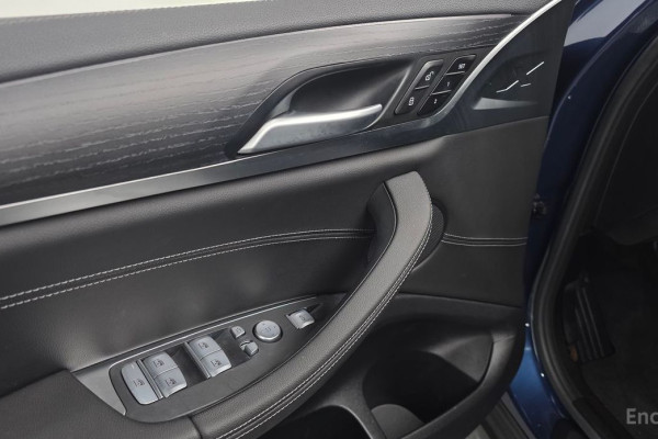 2023 BMW X4 с пробегом 20 020 км