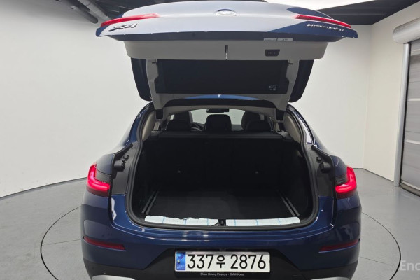 2023 BMW X4 с пробегом 20 020 км