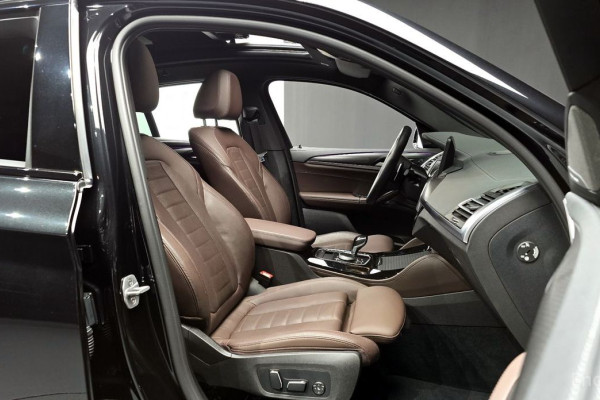 2025 BMW X4 с пробегом 8 040 км