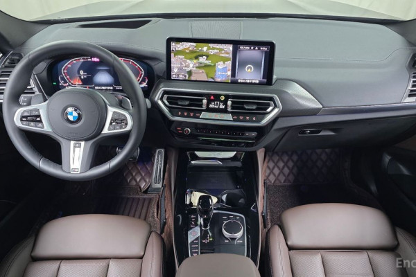 2025 BMW X4 с пробегом 8 106 км