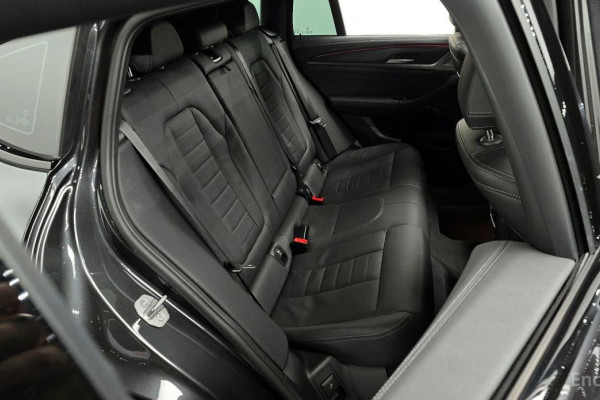 2024 BMW X4 с пробегом 13 528 км