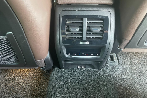 2023 BMW X4 с пробегом 51 359 км