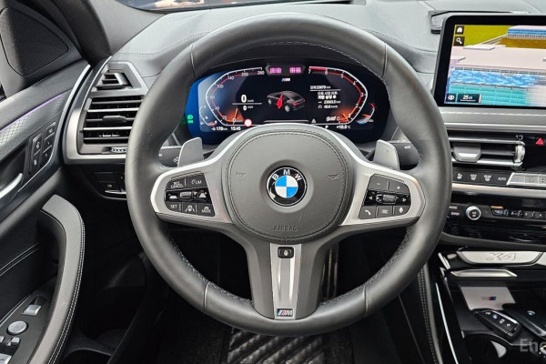 2024 BMW X4 с пробегом 23 679 км