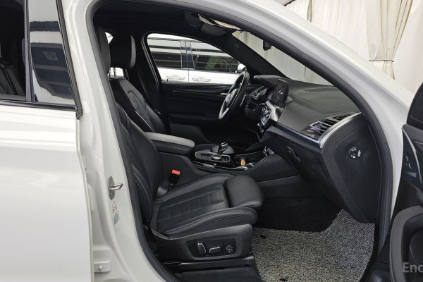 2024 BMW X4 с пробегом 11 220 км