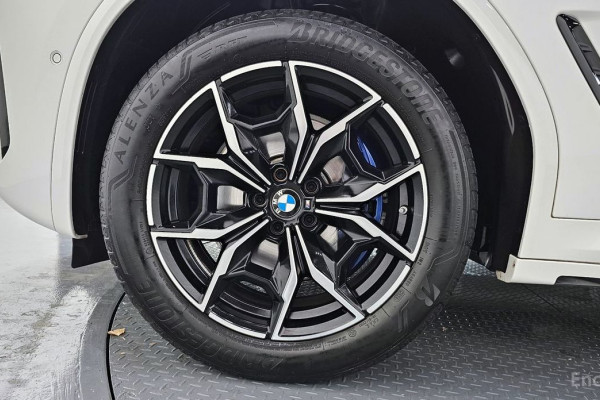 2024 BMW X4 с пробегом 23 098 км