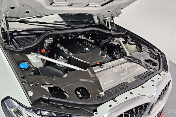 2024 BMW X4 с пробегом 23 098 км