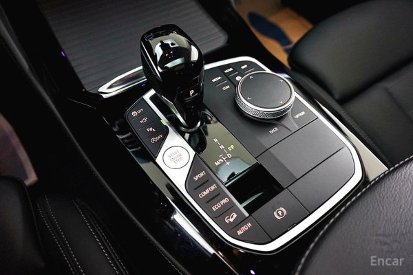 2024 BMW X4 с пробегом 23 002 км