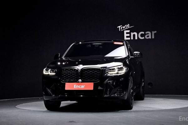 2025 BMW X4 с пробегом 25 374 км