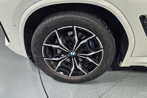 2023 BMW X4 с пробегом 40 272 км