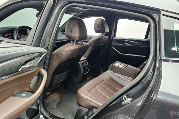 2023 BMW X4 с пробегом 34 725 км