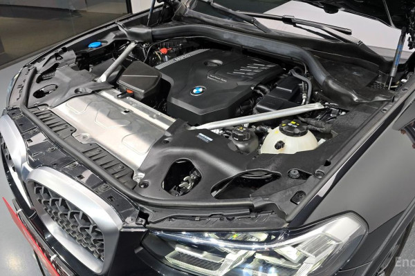 2023 BMW X4 с пробегом 18 408 км