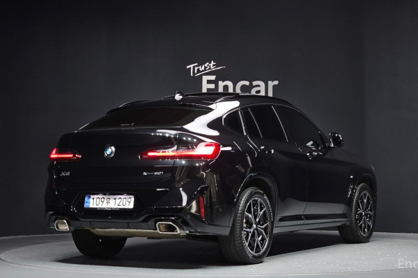 2023 BMW X4 с пробегом 36 576 км