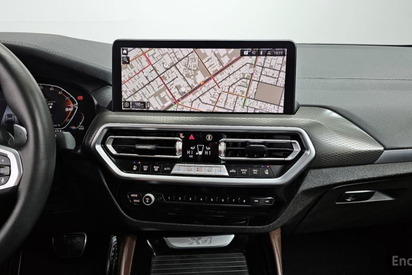 2024 BMW X4 с пробегом 23 098 км