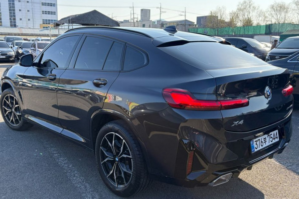 2024 BMW X4 с пробегом 7 320 км