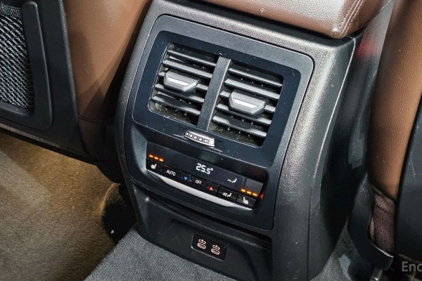 2024 BMW X4 с пробегом 23 098 км