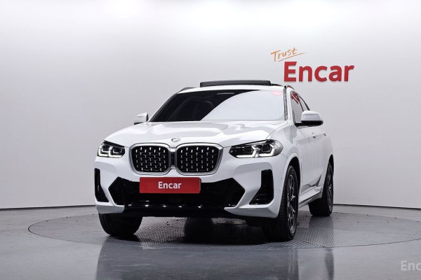 2024 BMW X4 с пробегом 25 806 км