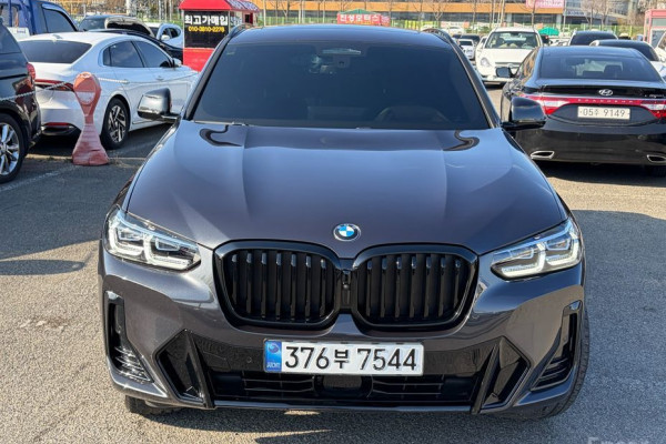 2024 BMW X4 с пробегом 7 320 км