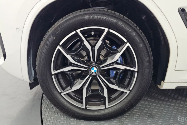 2023 BMW X4 с пробегом 15 917 км