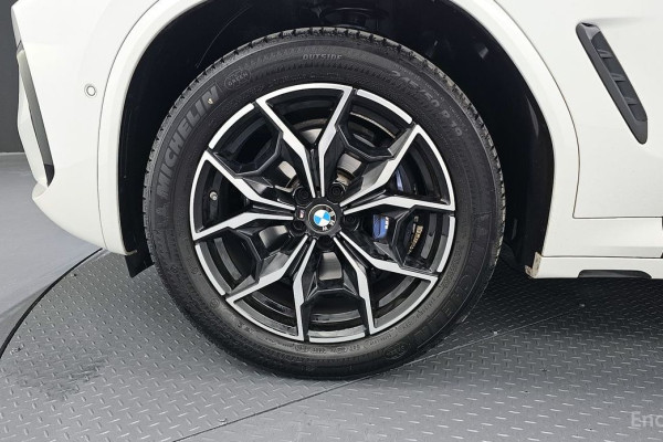 2024 BMW X4 с пробегом 25 806 км