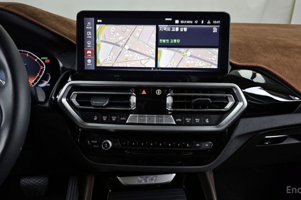 2023 BMW X4 с пробегом 31 726 км