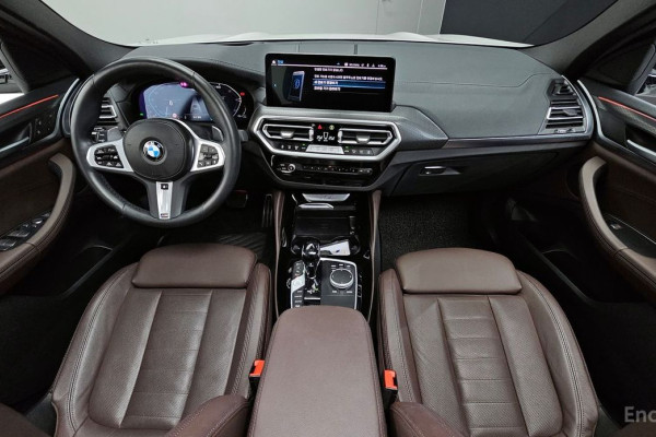 2024 BMW X4 с пробегом 25 806 км