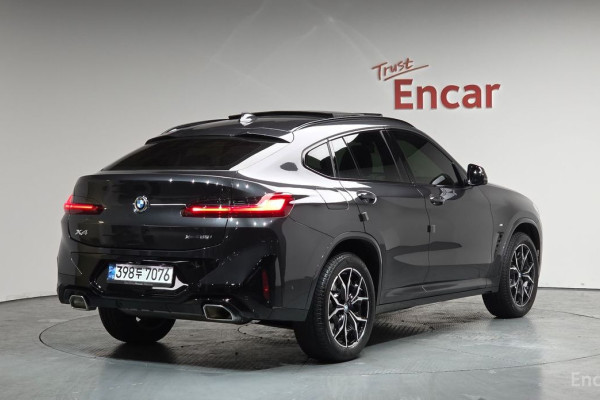 2024 BMW X4 с пробегом 14 082 км