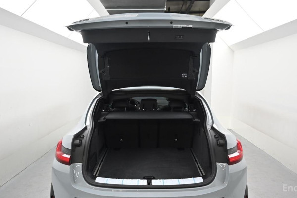 2024 BMW X4 с пробегом 40 031 км