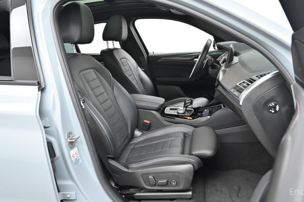 2024 BMW X4 с пробегом 40 031 км