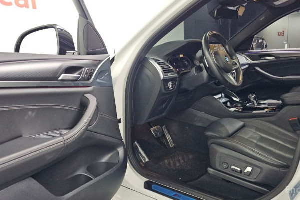 2023 BMW X4 с пробегом 15 917 км