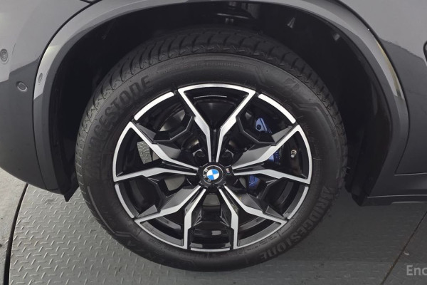 2024 BMW X4 с пробегом 14 082 км