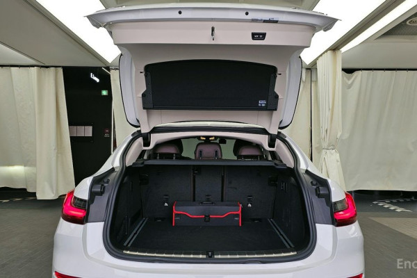 2023 BMW X4 с пробегом 31 726 км