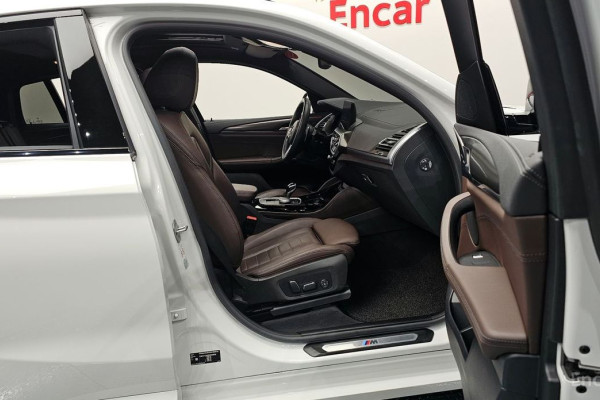 2024 BMW X4 с пробегом 25 806 км