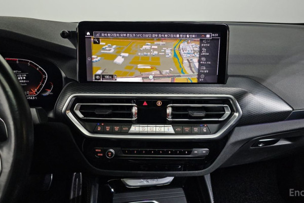 2023 BMW X4 с пробегом 15 917 км