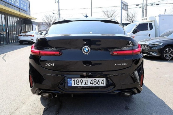 2024 BMW X4 с пробегом 24 253 км