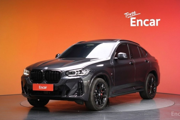 2025 BMW X4 с пробегом 4 317 км