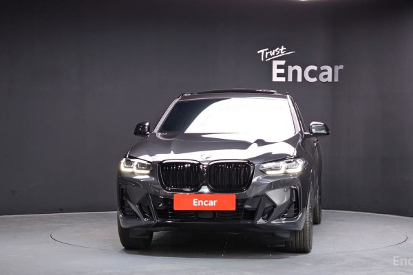 2025 BMW X4 с пробегом 4 317 км