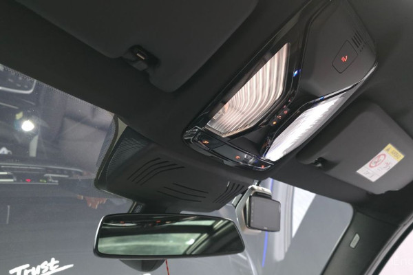 2023 BMW X4 с пробегом 24 625 км