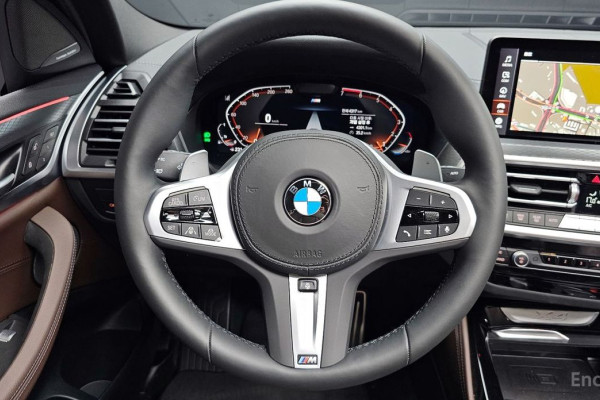 2025 BMW X4 с пробегом 4 317 км